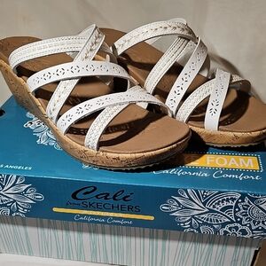 Skechers White and Tan Wedge Sandals